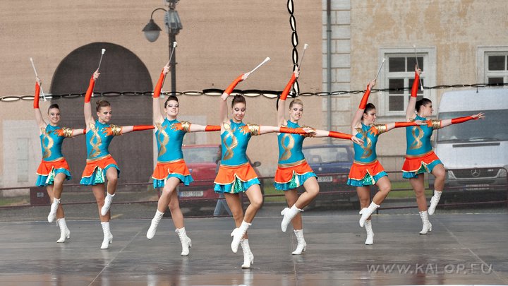 Miniformace..